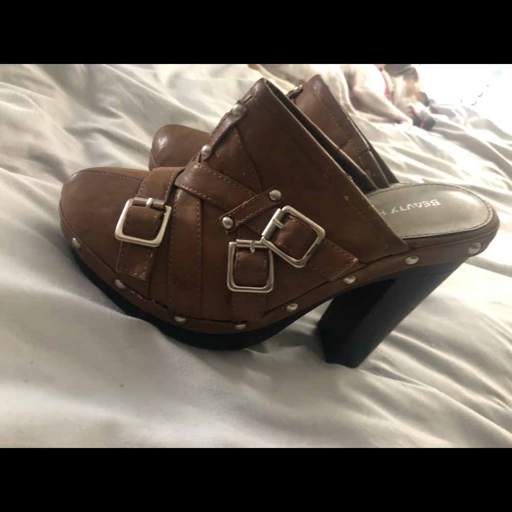 Heeled ankle boots
